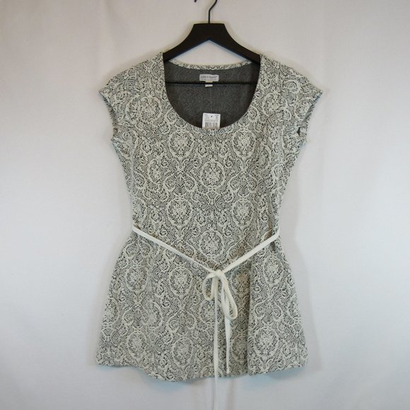 A Pea in the Pod Tops - A Pea in the Pod Cream Black Cap Sleeve Tie Front Baroque Top NEW